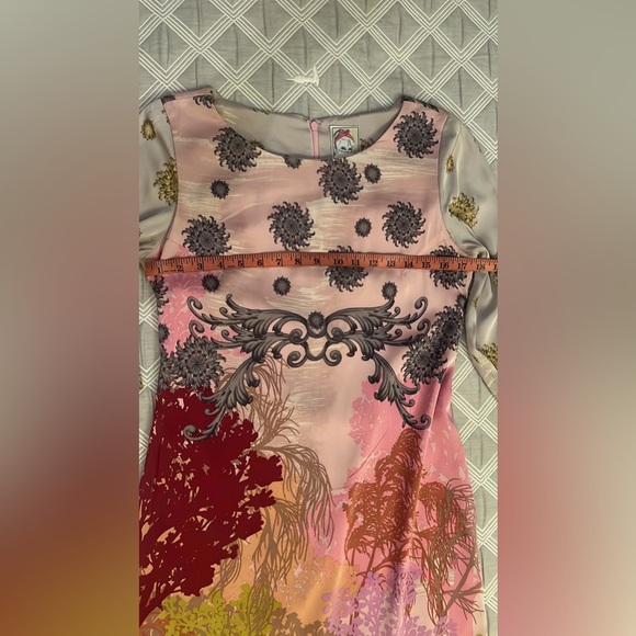 Yoana Baraschi Blush and Gold Floral Design - Picture 5 of 11